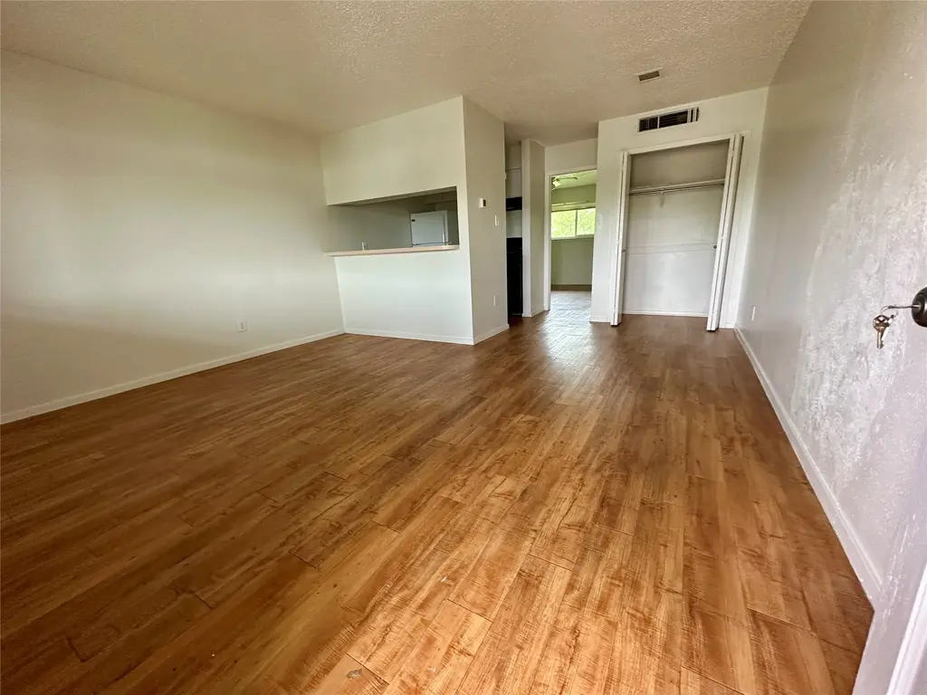 10810 Newmont Road 7, Austin