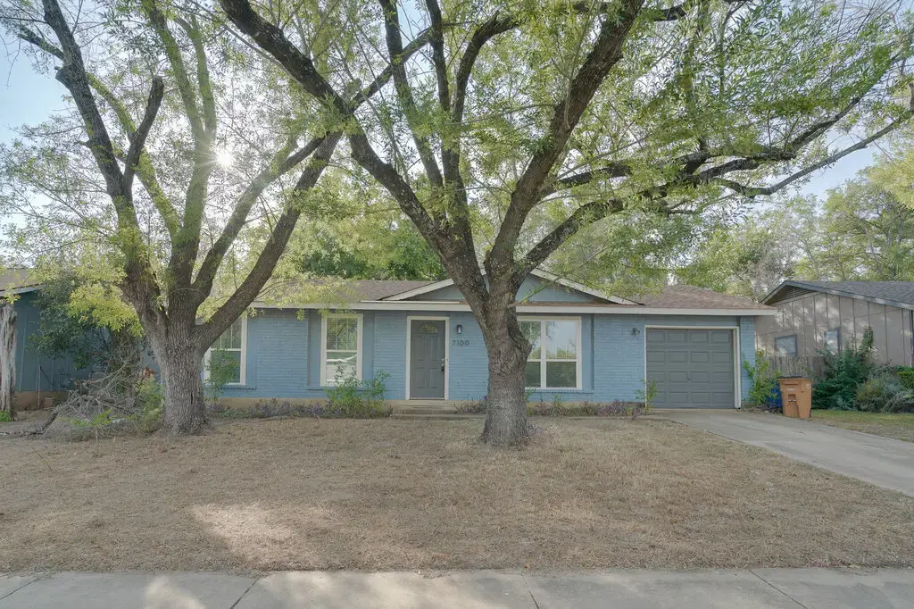 7100 Barnsdale Way, Austin