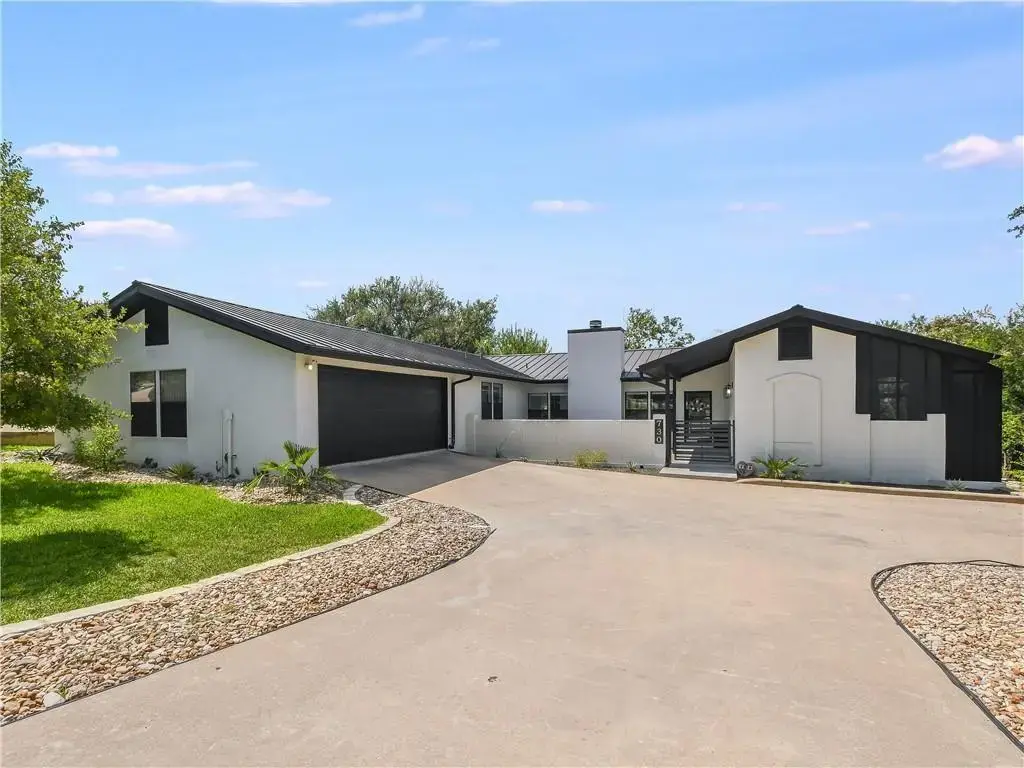 730 Vanguard Street, Lakeway