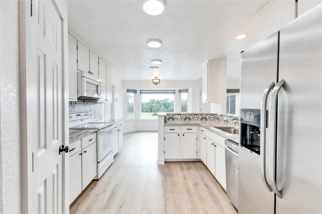 451 County Road 276 Road, Leander
