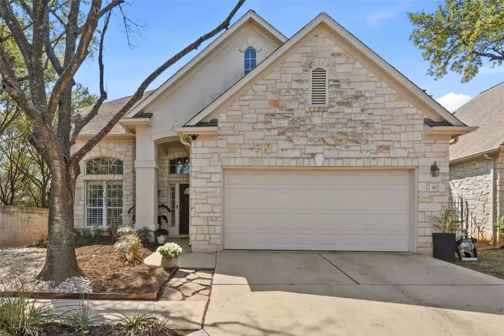 5000 Mission Oaks Boulevard 30, Austin