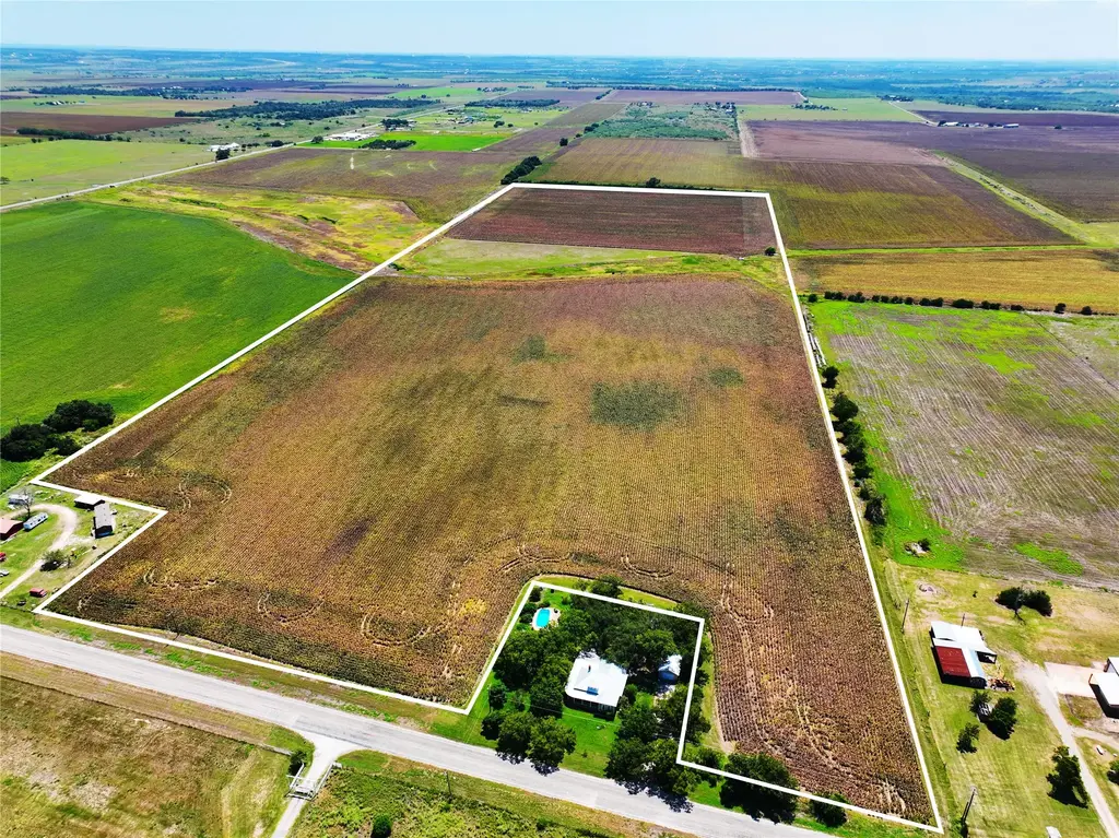 Fm 621, Martindale