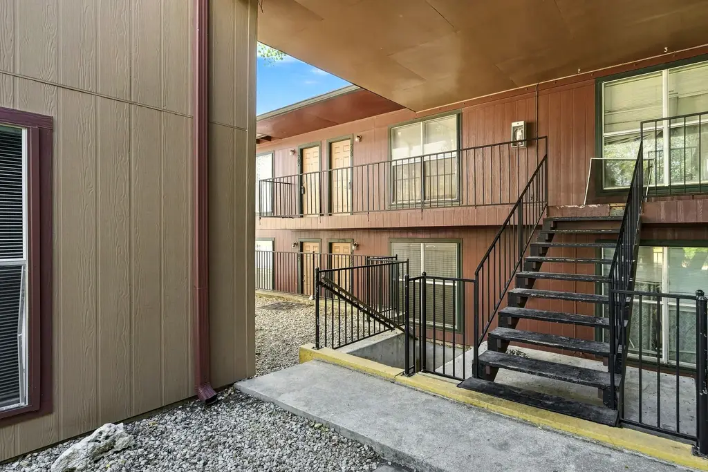 2319 Greenfield Parkway 208, Austin