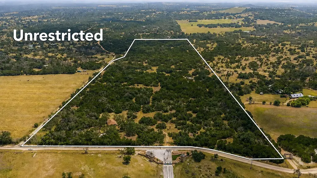 1984 N Grape Creek Road, Fredericksburg