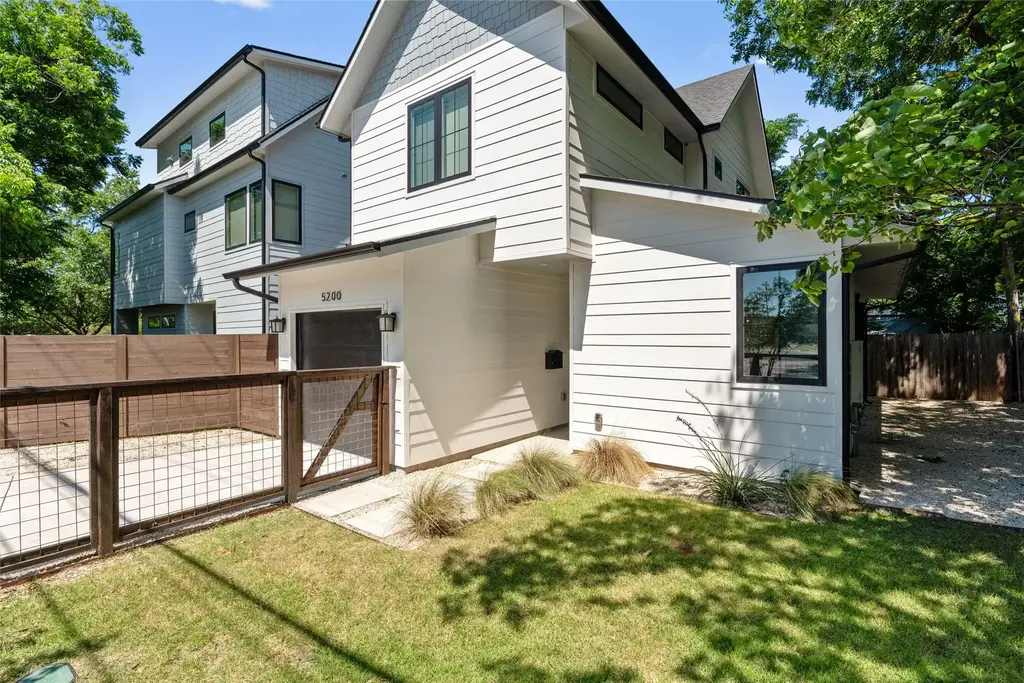 5200 Grover Avenue, Austin
