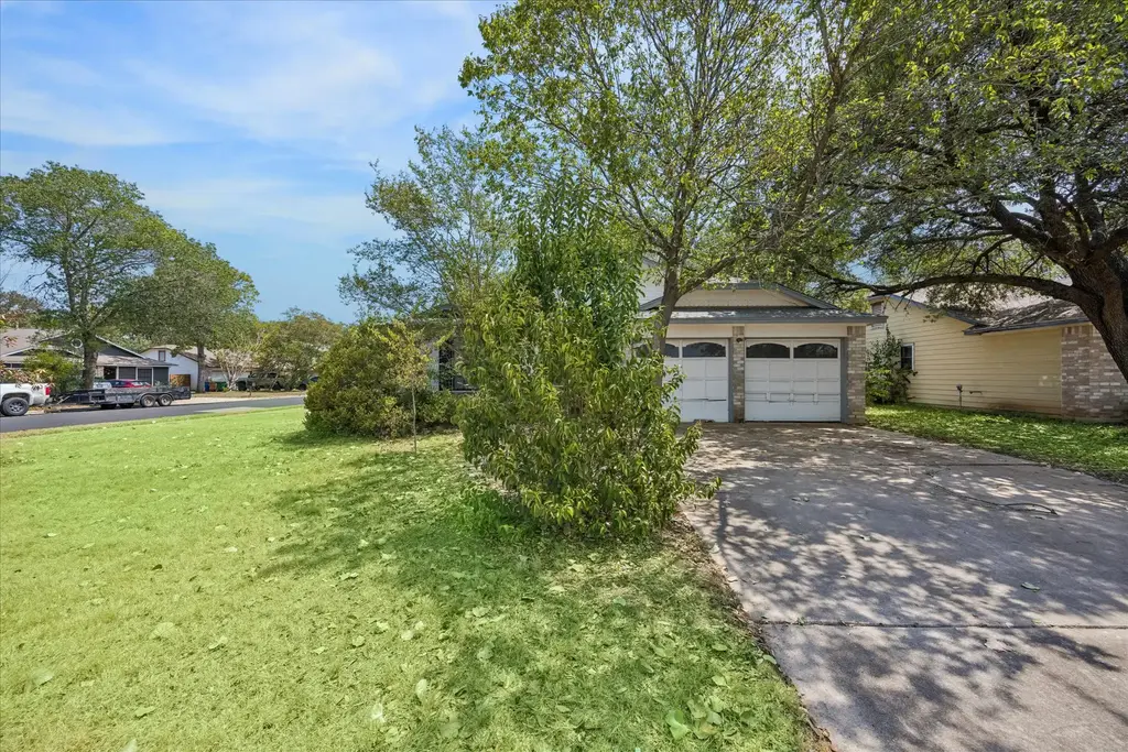 7701 Wakefield Drive, Austin