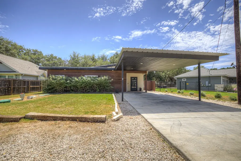 1630 Canyon Edge, Canyon Lake
