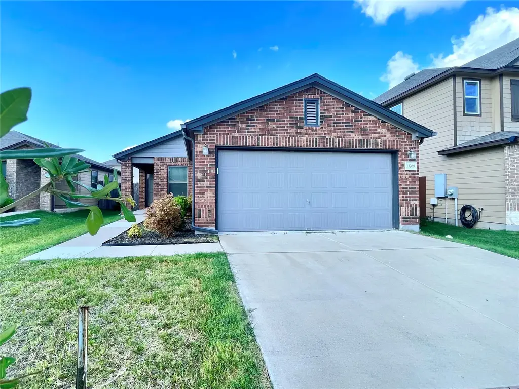 13709 Benjamin Harrison Street, Manor