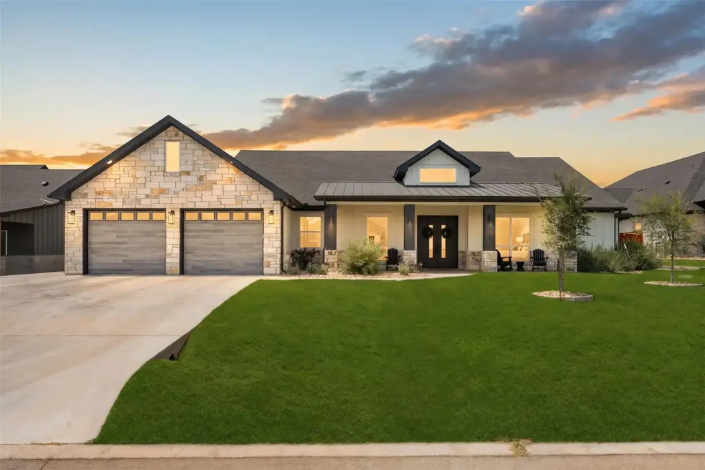 12025 Callie Christina Court, Salado