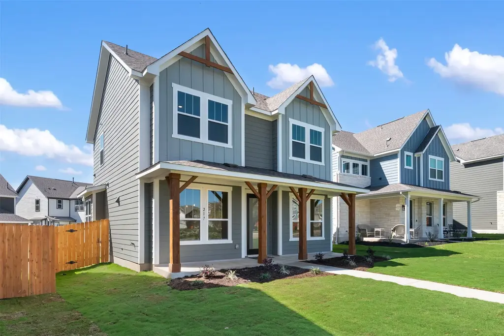 437 Carr Drive, Liberty Hill