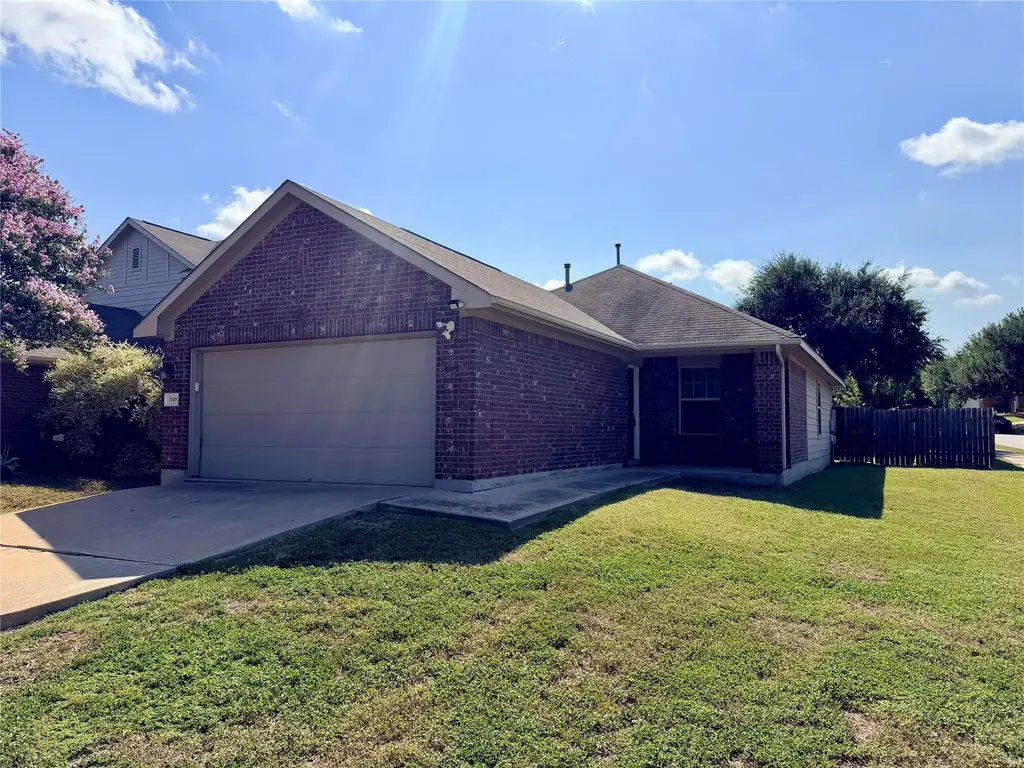 1148 Shadow Creek Boulevard, Buda