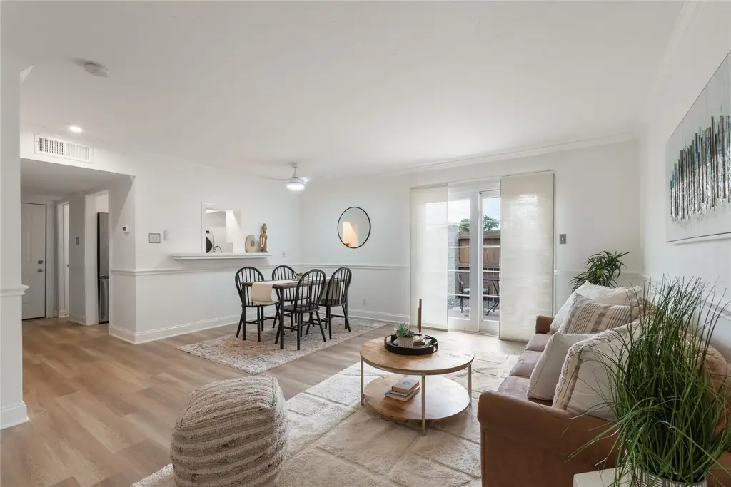2122 Hancock Drive 103, Austin