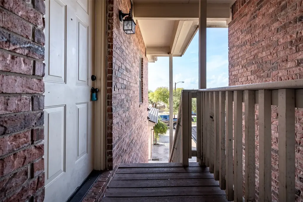 311 Rawhide Loop, Round Rock
