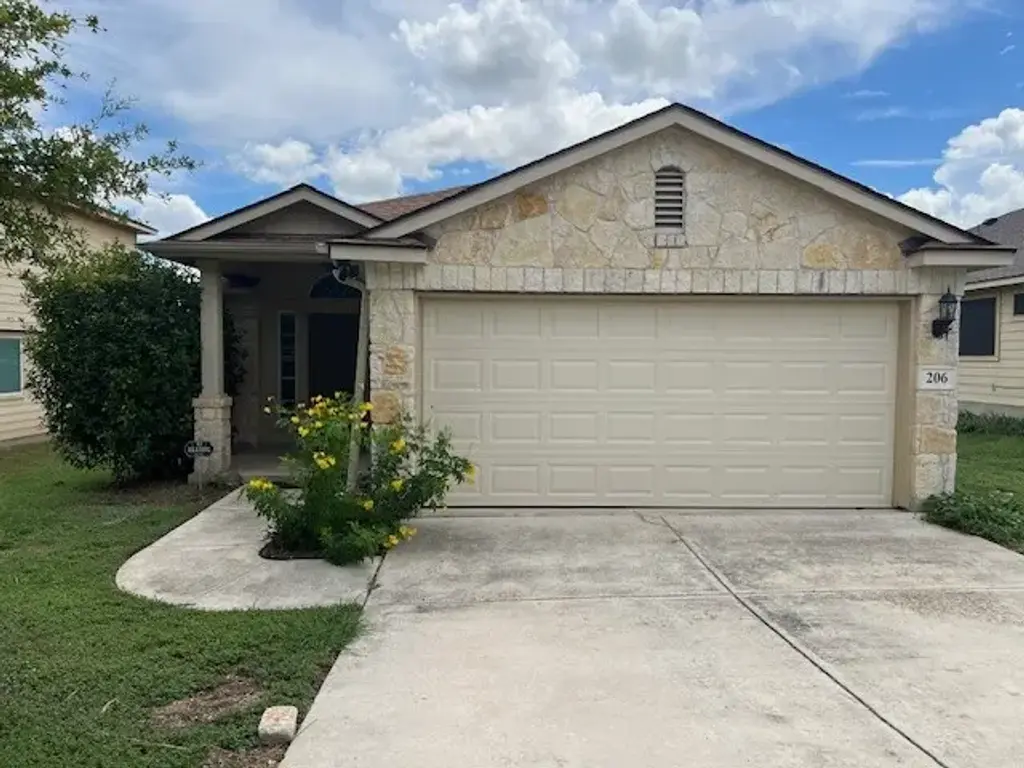 206 Wisteria Way, San Marcos