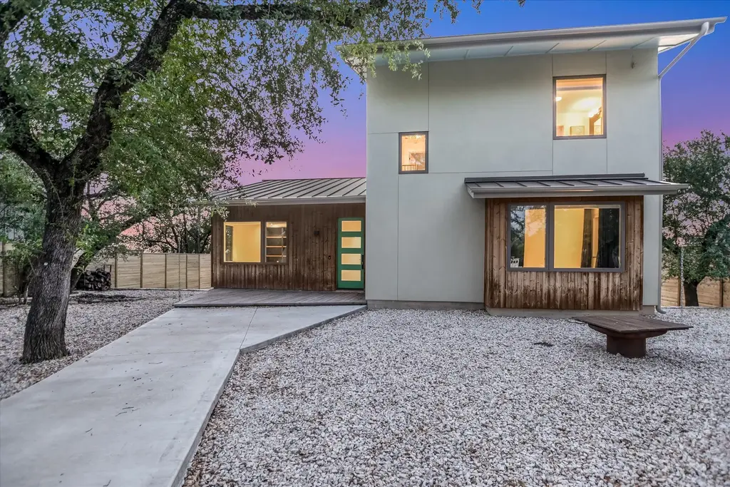 13 Meridian Drive, Wimberley