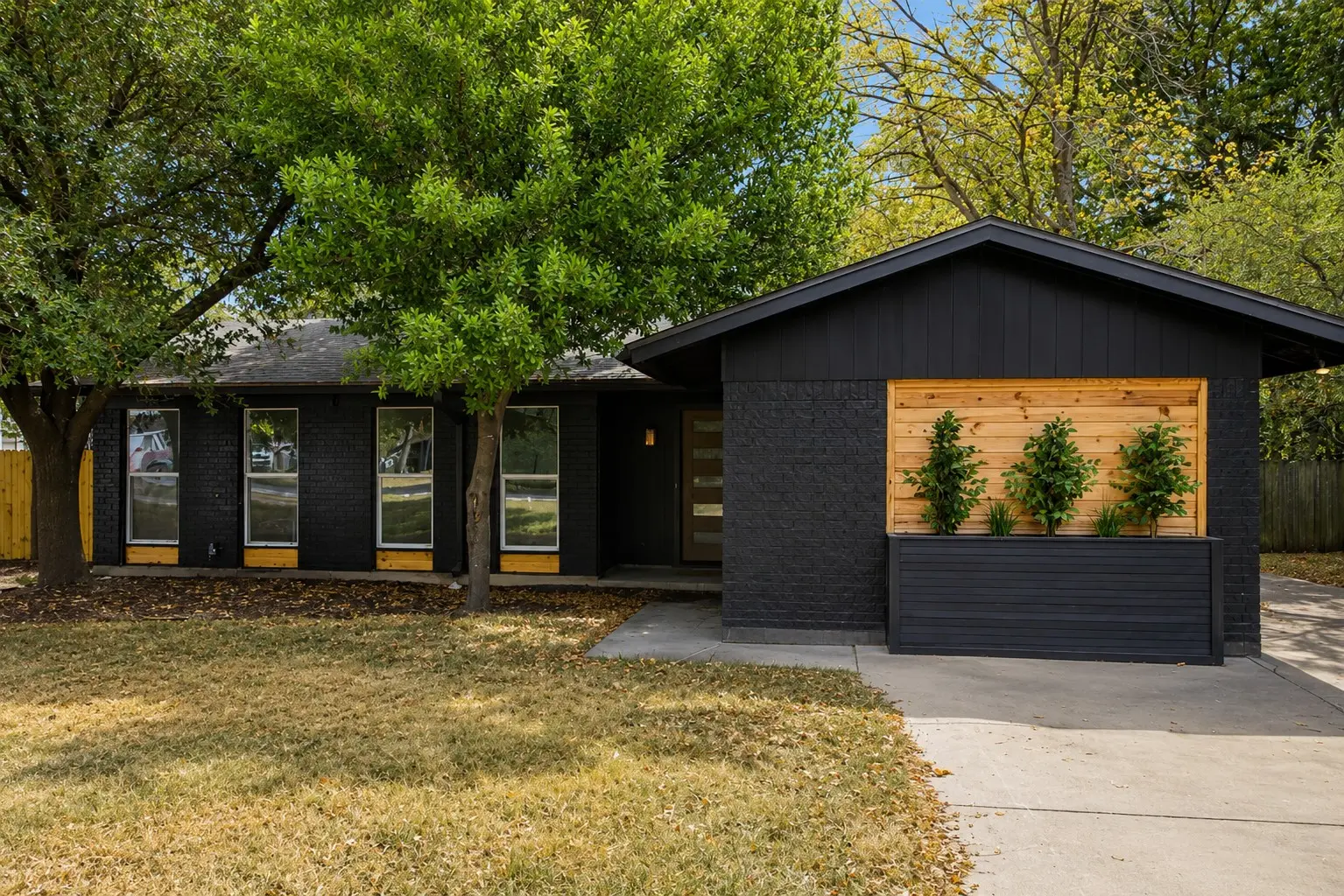 Photo of Listing #1511637