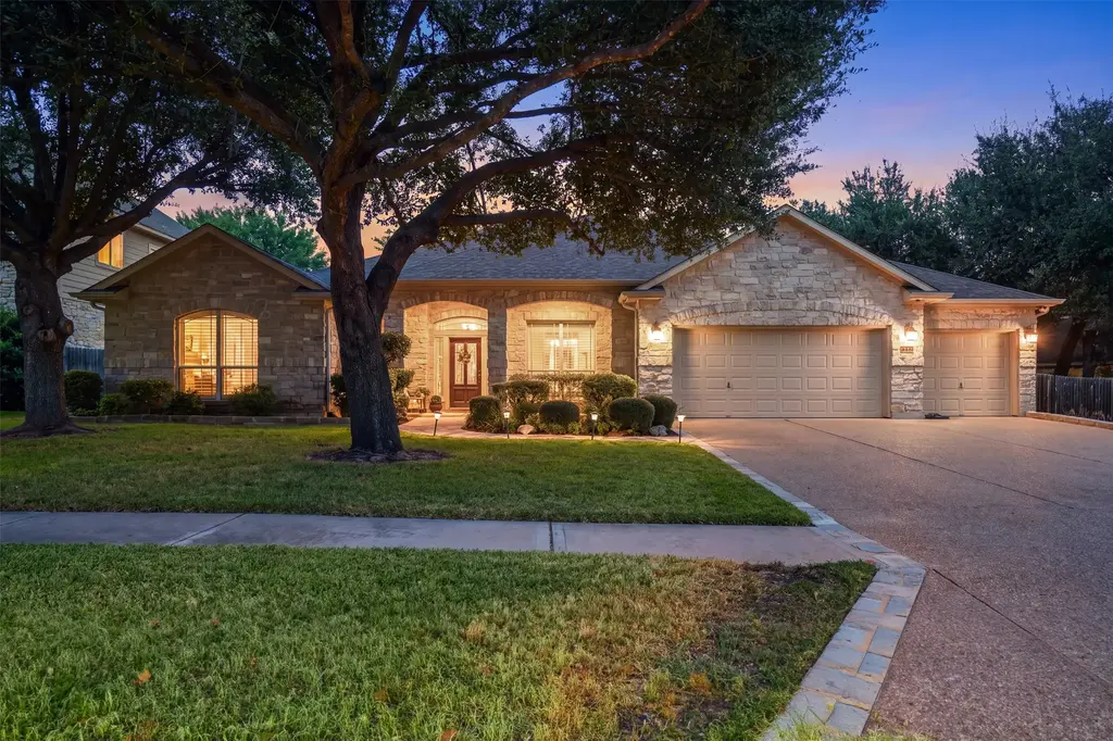 402 Ridgetop Bend, Cedar Park