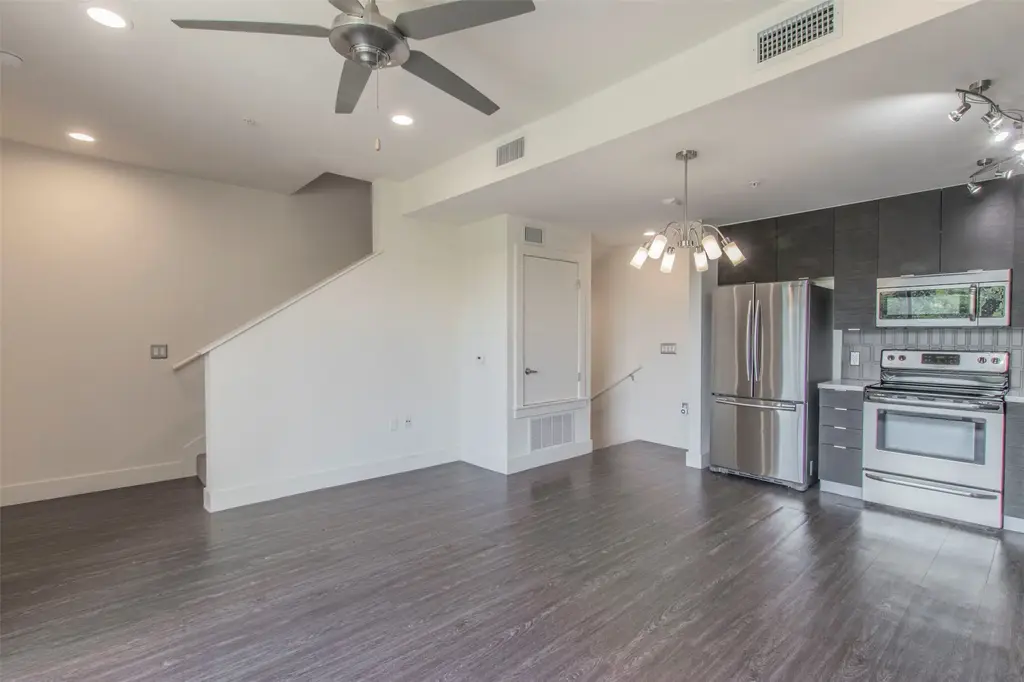 604 N Bluff Drive 155, Austin