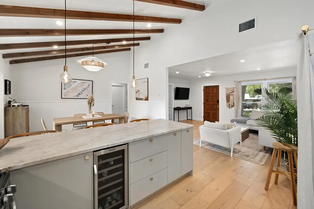 2503 East Side Drive, Austin