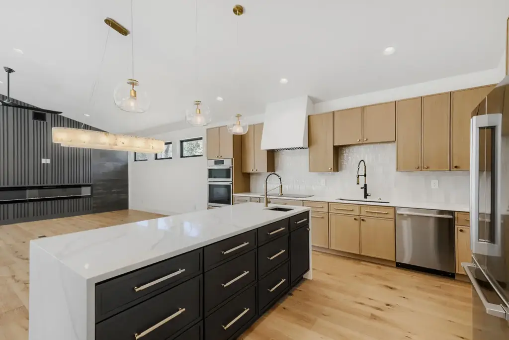 504 District Lane, Lago Vista