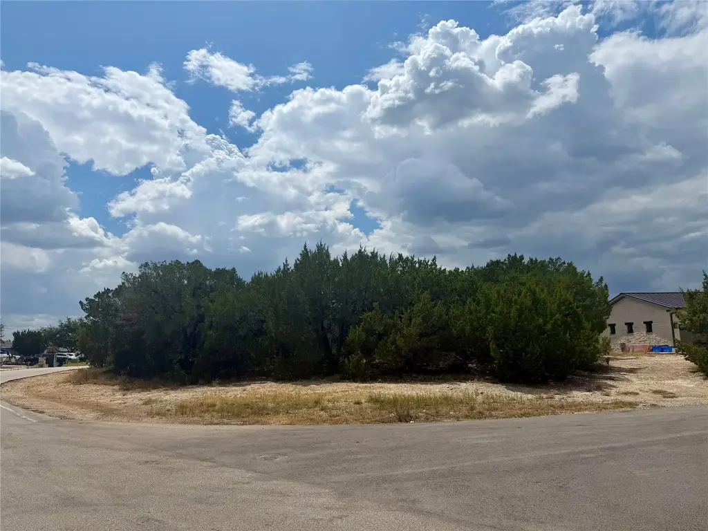 3800 Constitution Drive, Lago Vista