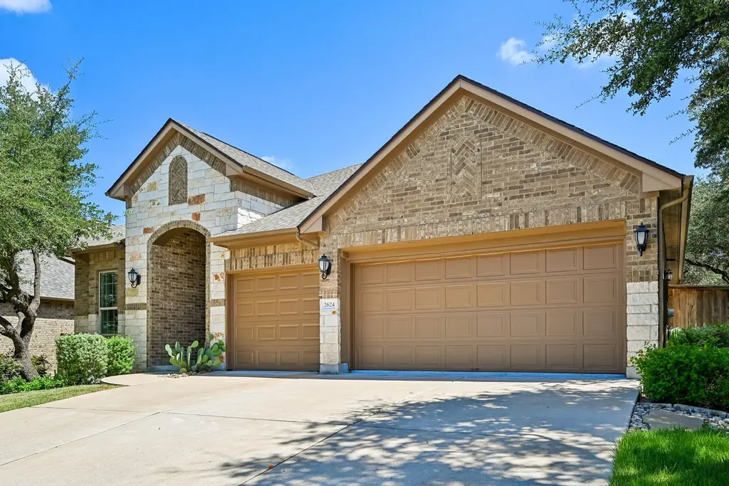 2624 Shumard Bluff Drive, Leander