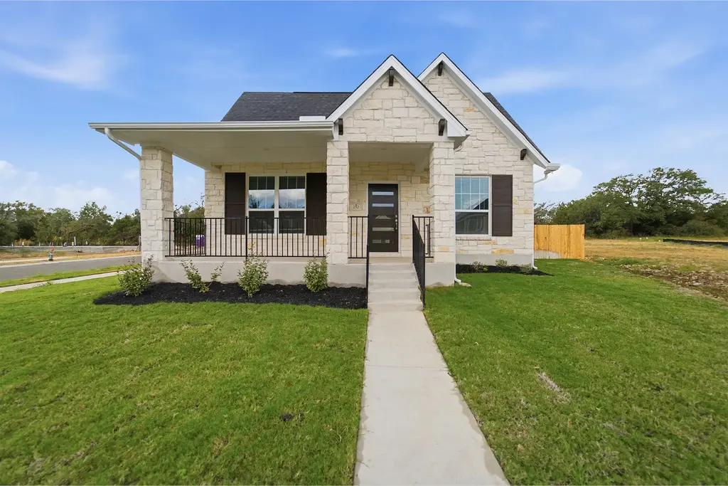 252 Villars Drive, Salado