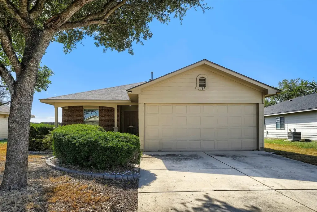 187 Ames Cove, Kyle