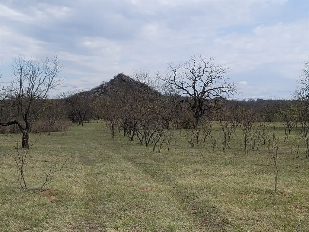 293 Threadgill Lane, Valley Spring