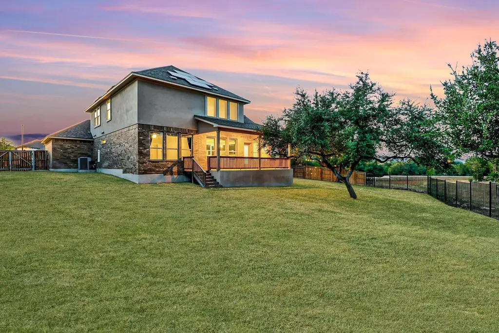 324 Autumn Oak Way, Georgetown