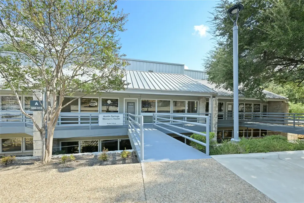 1221 W Ben White Boulevard 210a, Austin
