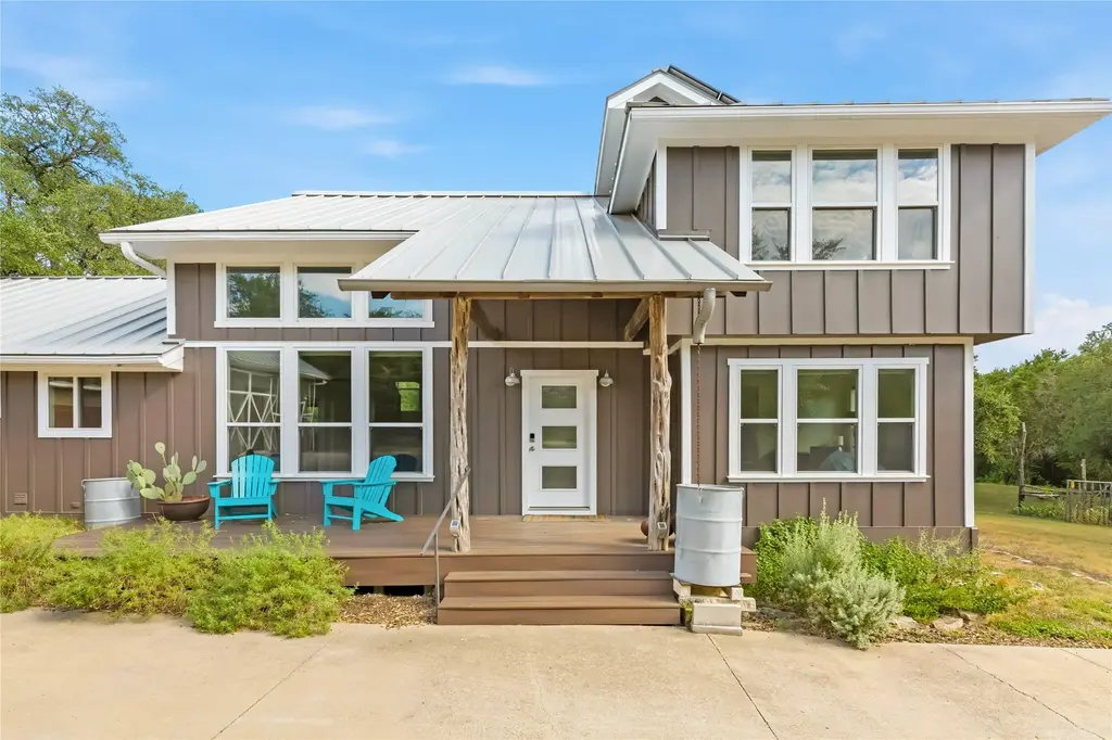 12901 Wire Road, Leander