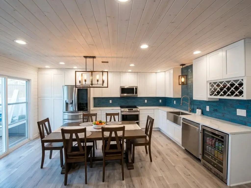 515 Demarett Drive 17, Point Venture