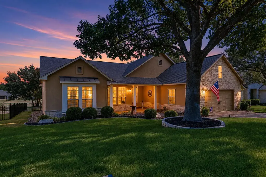 133 Cattle Trail Way, Georgetown