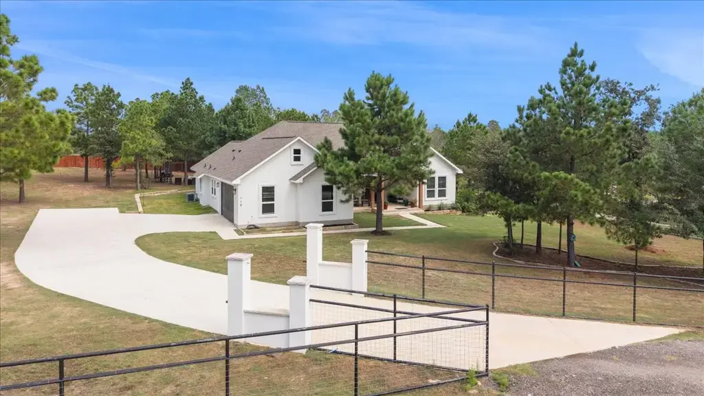 116 Brahman Court, Bastrop