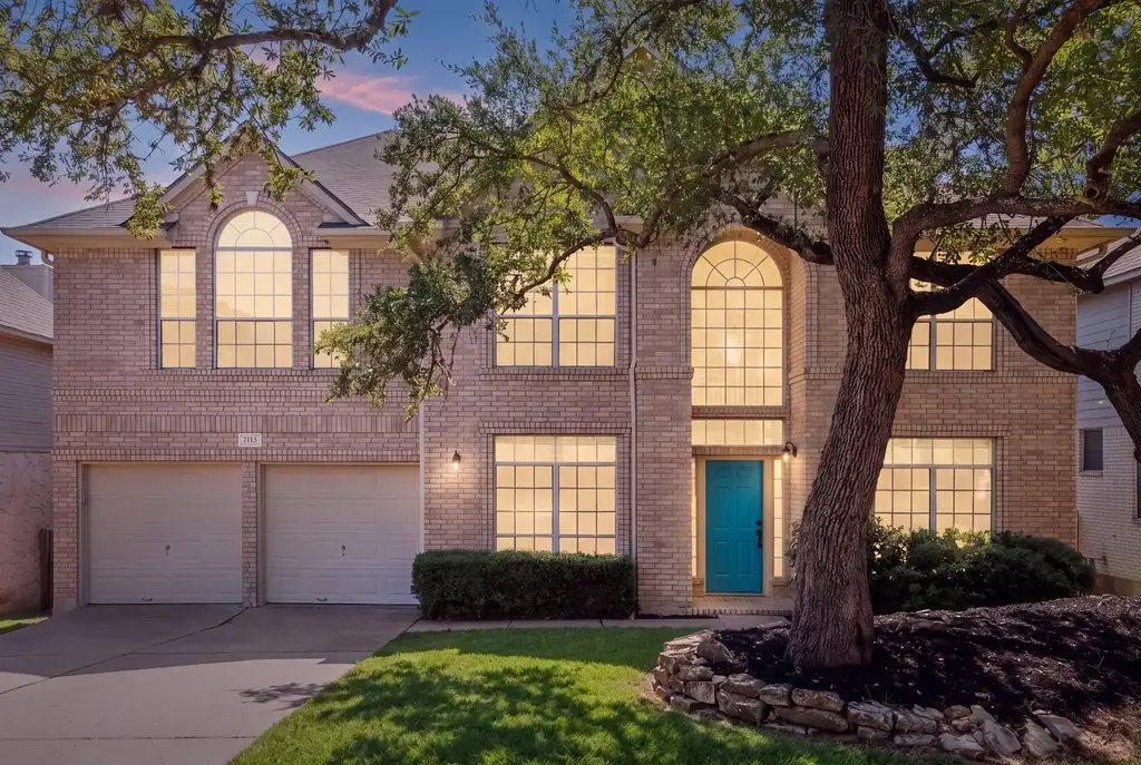 7113 Bending Oak Road, Austin