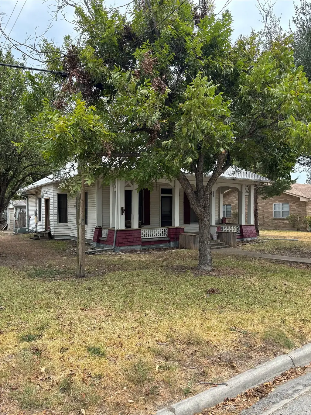 201 S Rio Grande Street, Granger