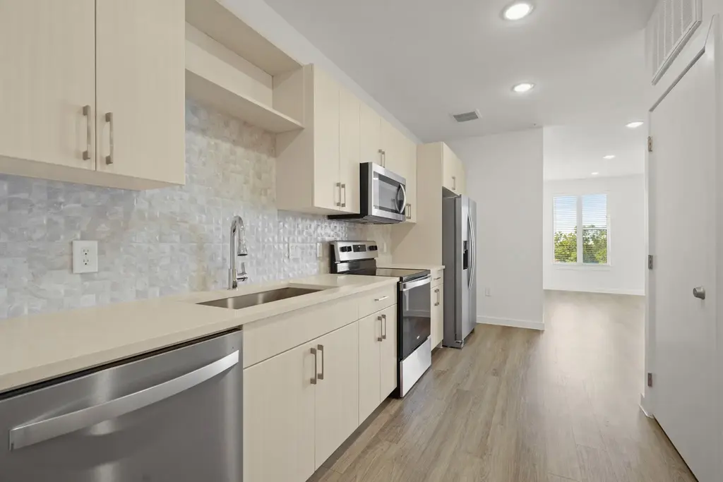 6324 N Lamar Boulevard 317, Austin