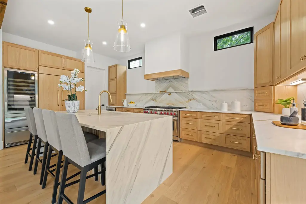 4801 W Frances Place, Austin