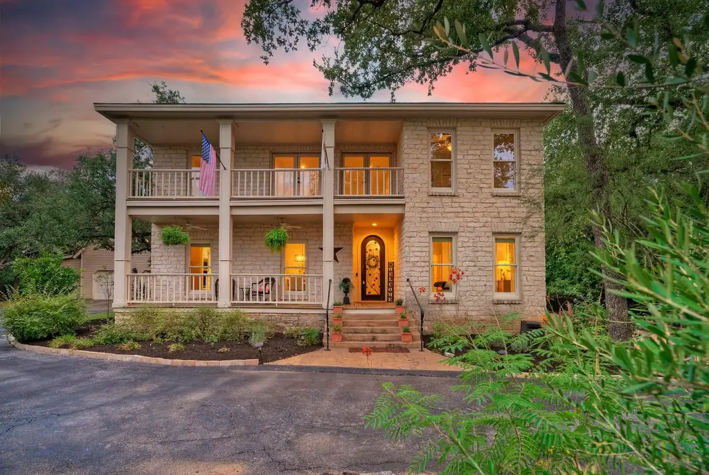 16807 Trail Of The Woods, Austin