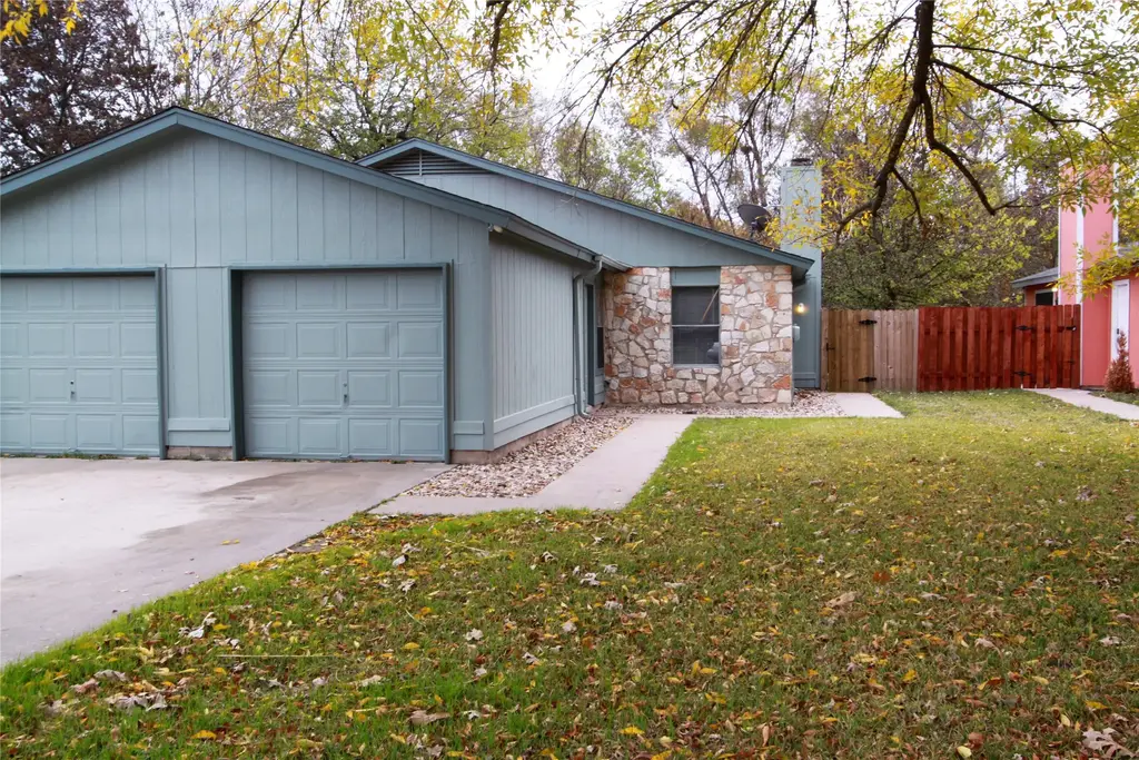 12609 Turtle Rock Road A, Austin