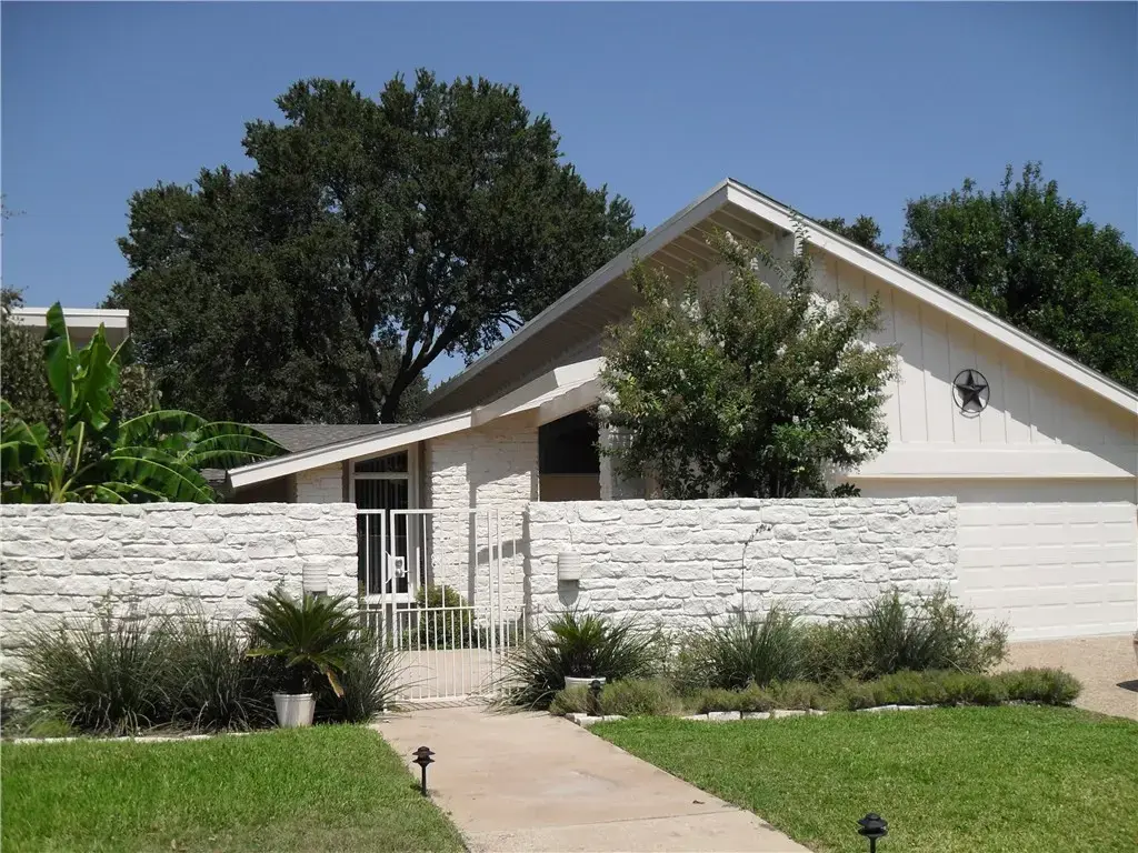 4804 Greystone Drive, Austin