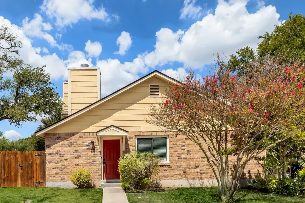 11901 Swearingen Drive 35, Austin