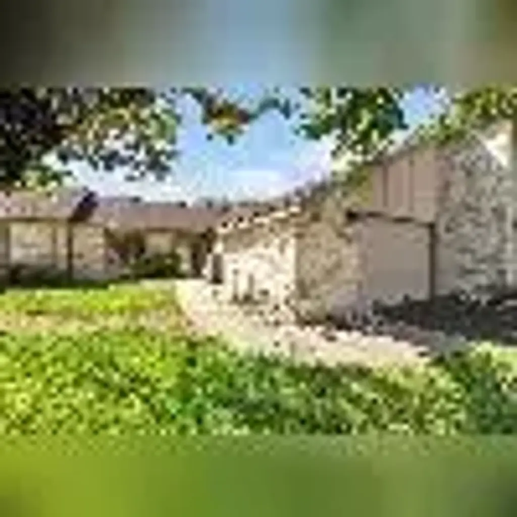 28 Oaks Place Se Lv Way J-28, Lago Vista