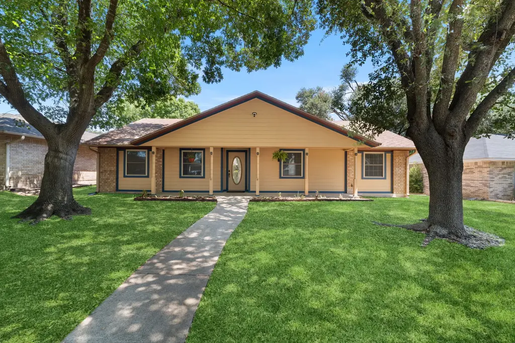 2202 Winchester Drive, Temple