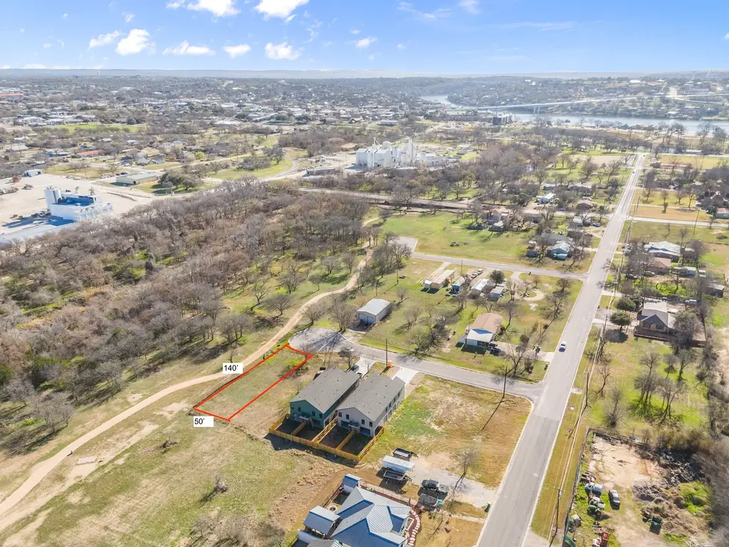 300 S Avenue P, Marble Falls