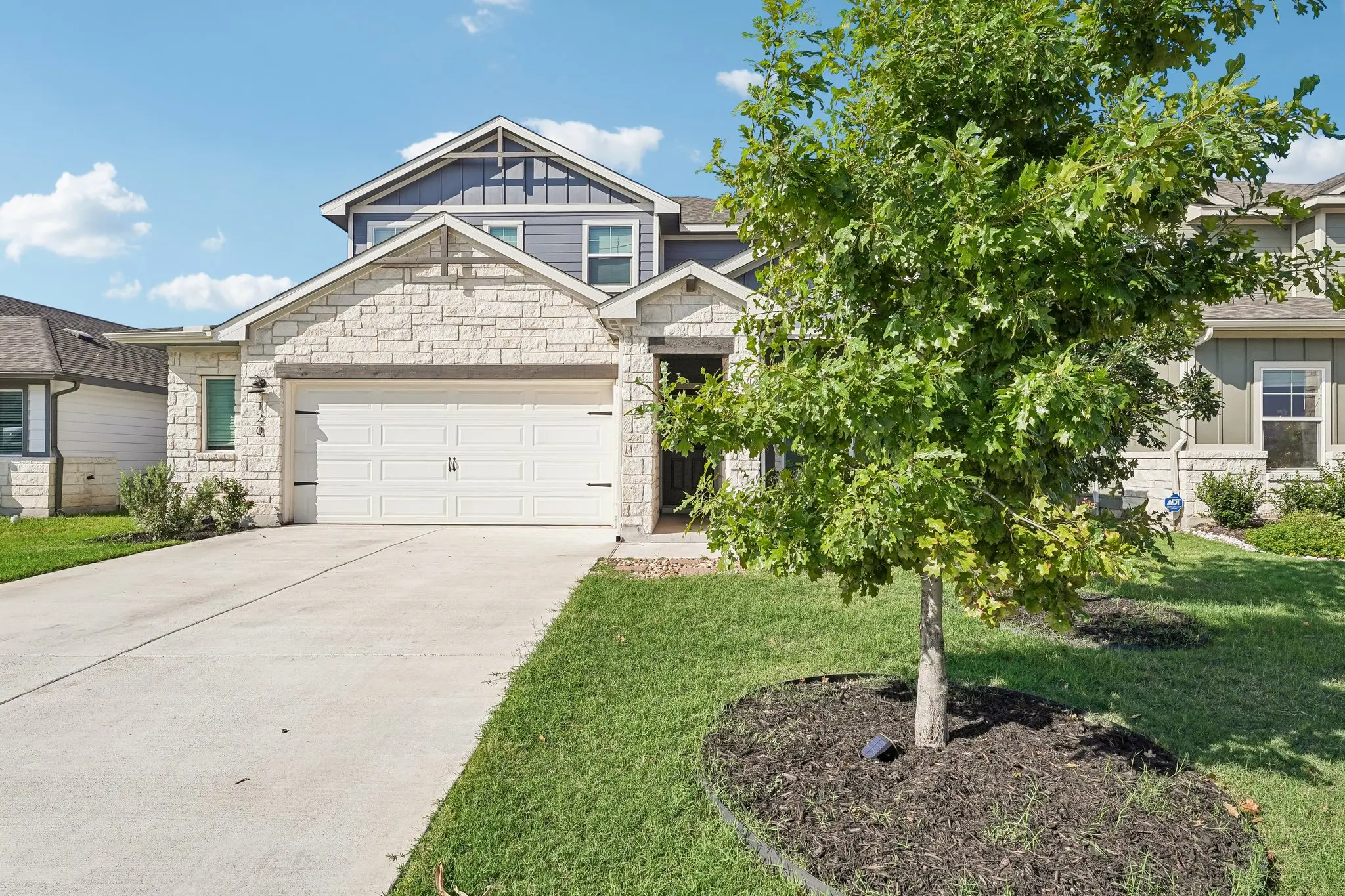 Photo of Listing #2981792