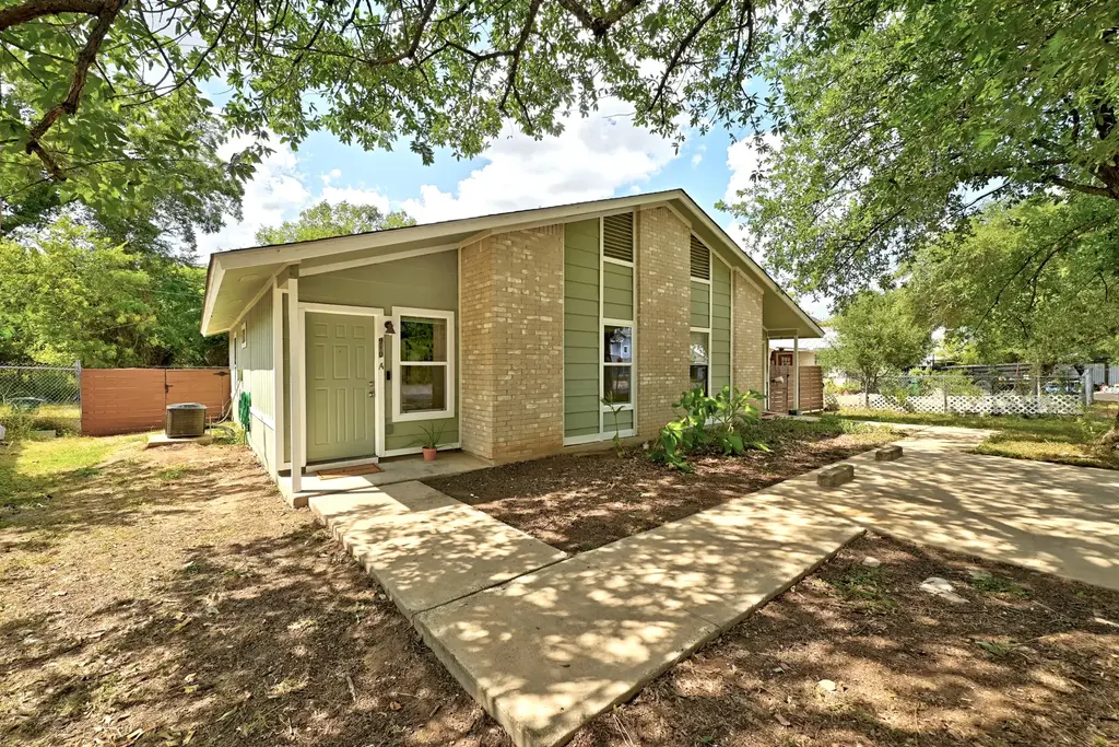 910 Bret Lane A, Austin