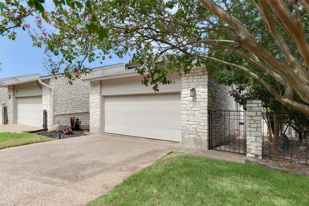 8120 Meandering Way, Austin