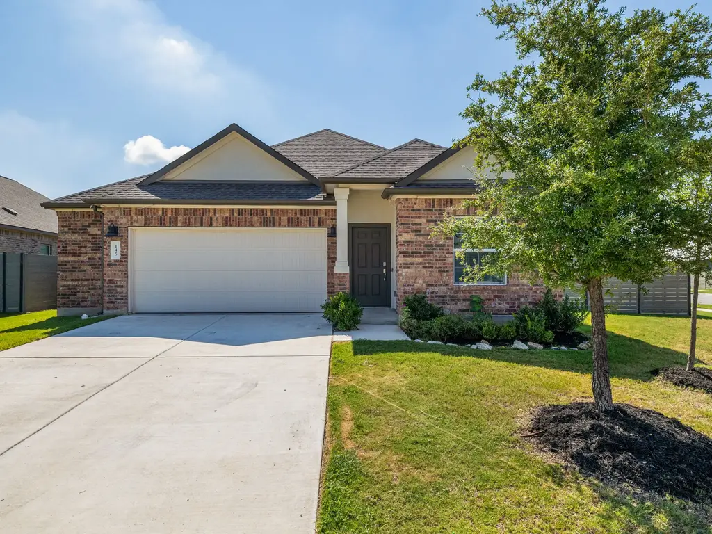 145 Blue Blaze Trail, Georgetown